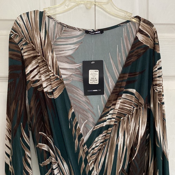 Green and brown tropical jumpsuit - Picture 2 of 2